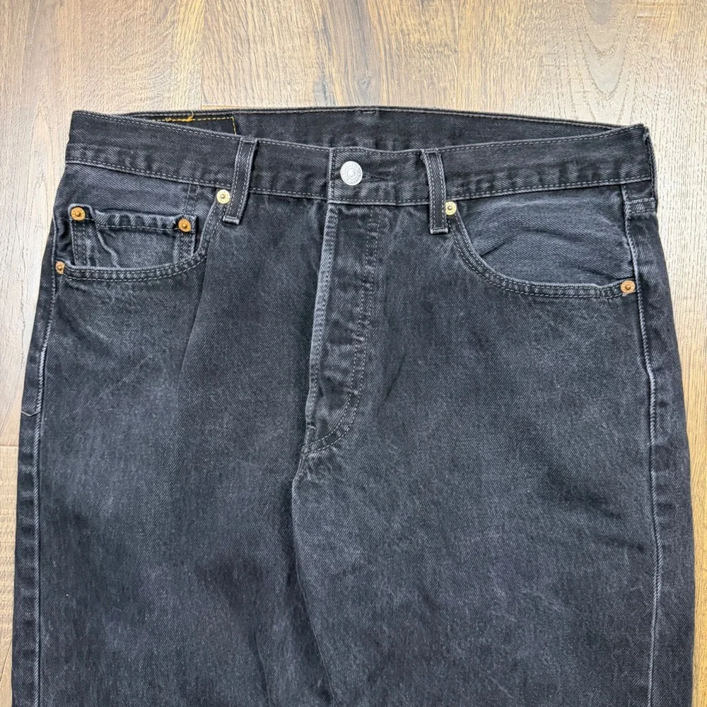 Levis tagged 34x32